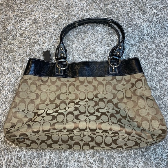 COACH Purse - Picture 4 of 7